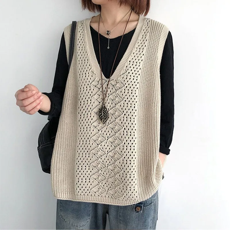 Women\'s Retro Sleeveless Knitted Vest Solid Color V-neck Hollow Casual Loose Waistcoat Everyday Street Joker Sleeveless Sweater