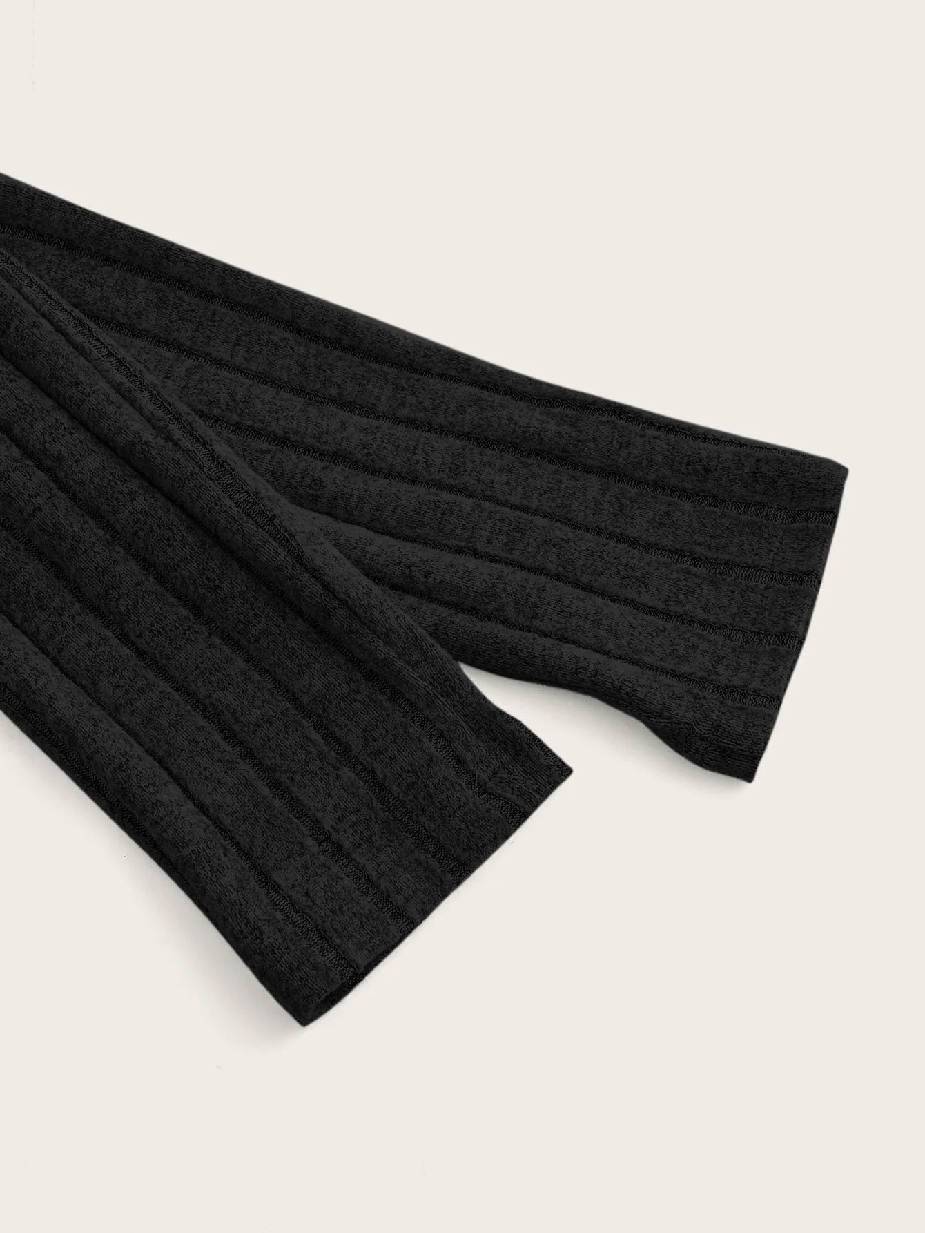 Een nieuwe set driedelige dames-T-shirts met lange mouwen die modieus, veelzijdig en warm zijn voor dames