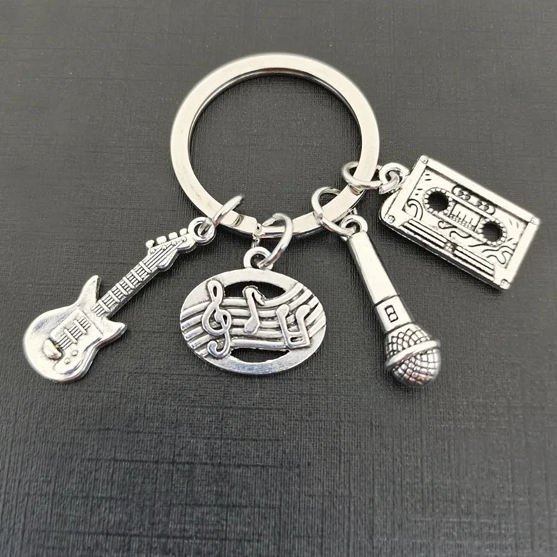 keychain singers Music Headset Keychain Microphone Guitar Key Ring Singer Key Chains For Women Men DIY Vintage Party Gifts