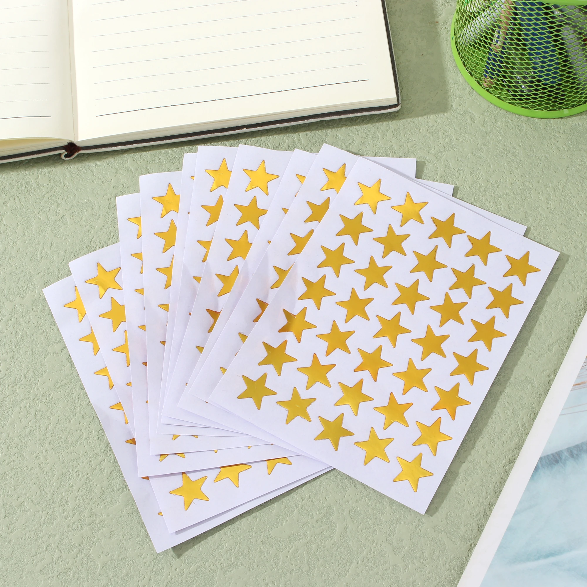 350Pcs/10 Sheets Gold Star Sticker Stamping Five Pointed Star Sticker Children's Reward Sticker Teacher Praise Label