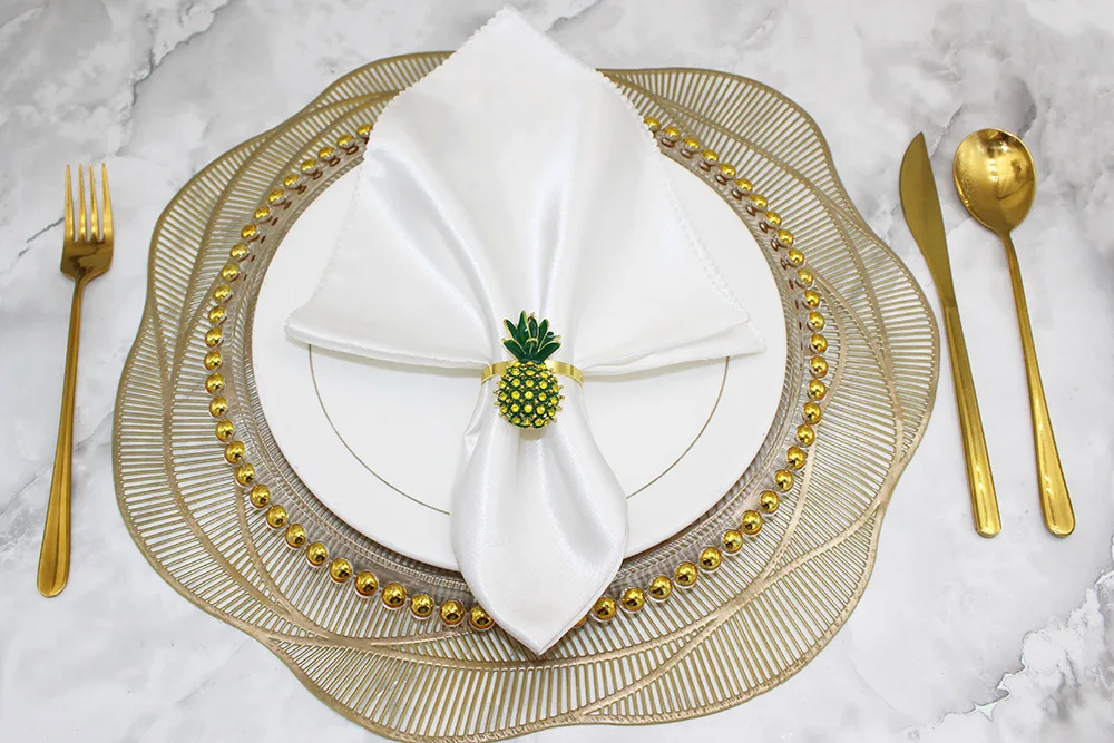 

4Pcs Pineapple Alloy Napkin Rings Elegant Table Setting Decor Banquet Party Wedding Napkin Holder Buckles Table Setting Decor