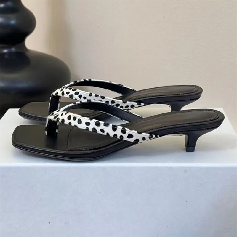 

Hot Selling Modern Kitten Heels Slippers For Women Summer Narrow Band Slides Women Low Heels Square Toe Flip Flops Woman