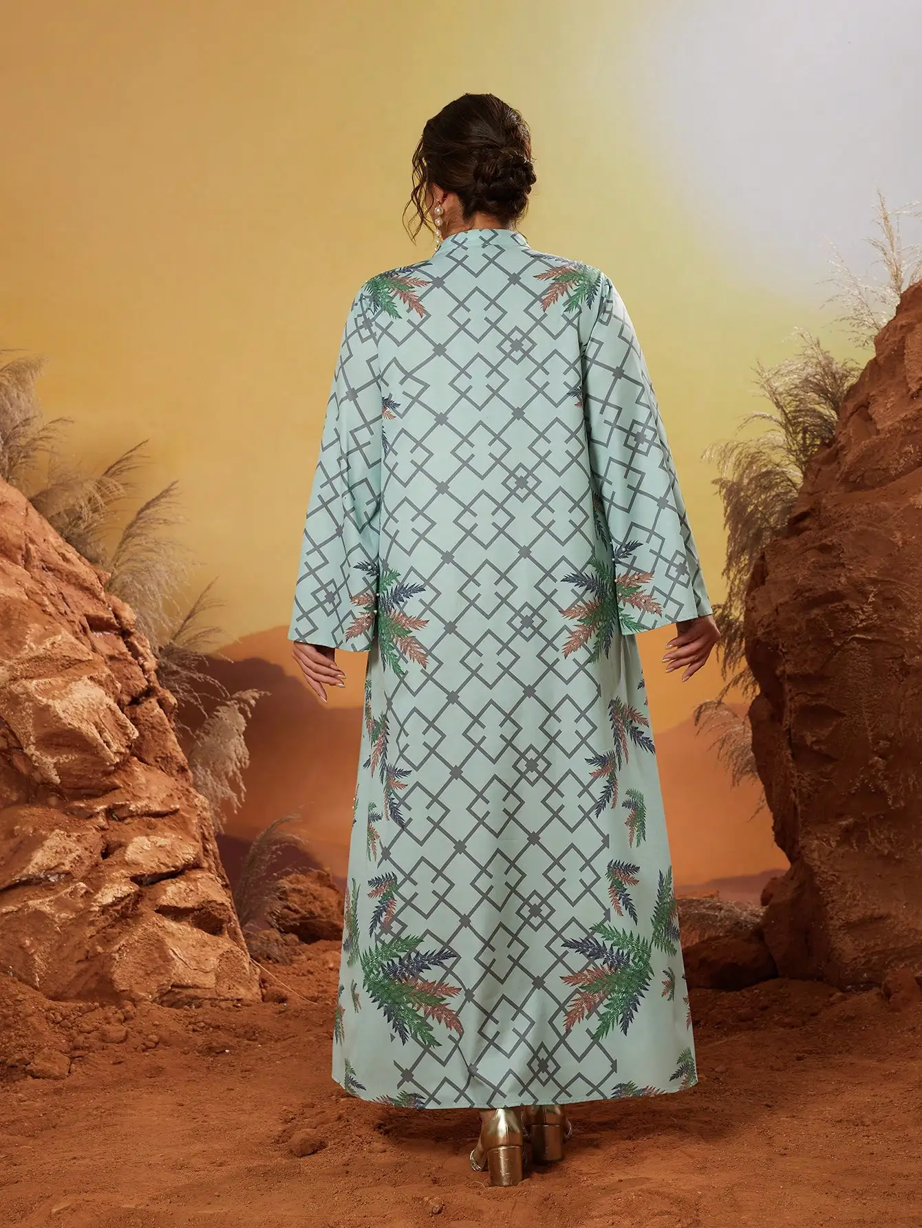 ラインストーンとビーズプリントが施された、新しいエレガントなスタンドカラーのブルカ、長袖の緑色の中東風ガウン