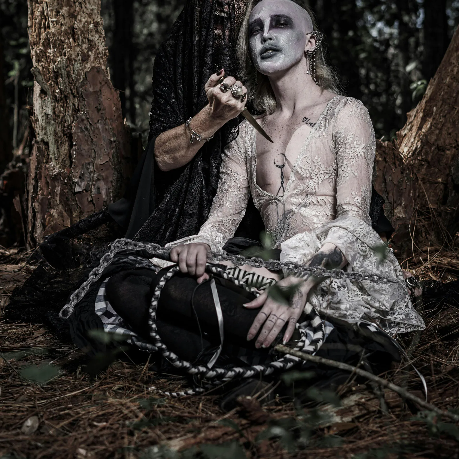 

Искусственная цепь-реквизит из пластика для Хэллоуина, реалистичный дизайн для косплея, вечеринок, костюмированных представлений, дома ужасов