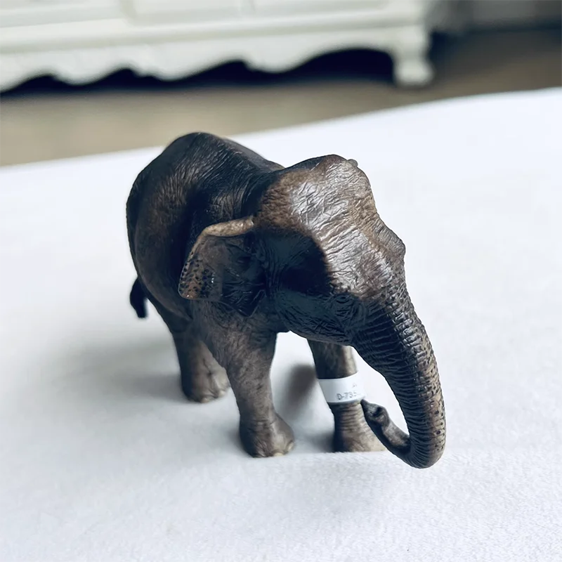 Mini Simulation Resin Elephant Animal Model Decoration Toy Collection Display Souvenir