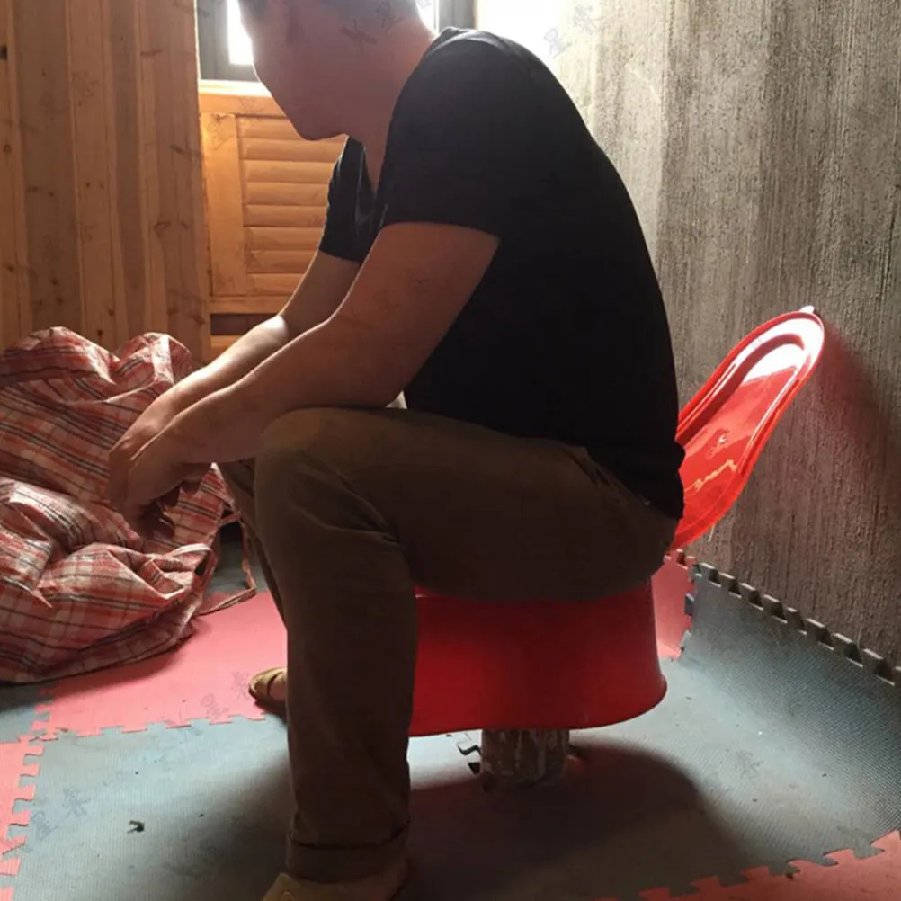 

Portable Thickened PVC Temporary Toilet Simple Design Lightweight Indoor Outdoor Construction Site Portable Potty for Adults