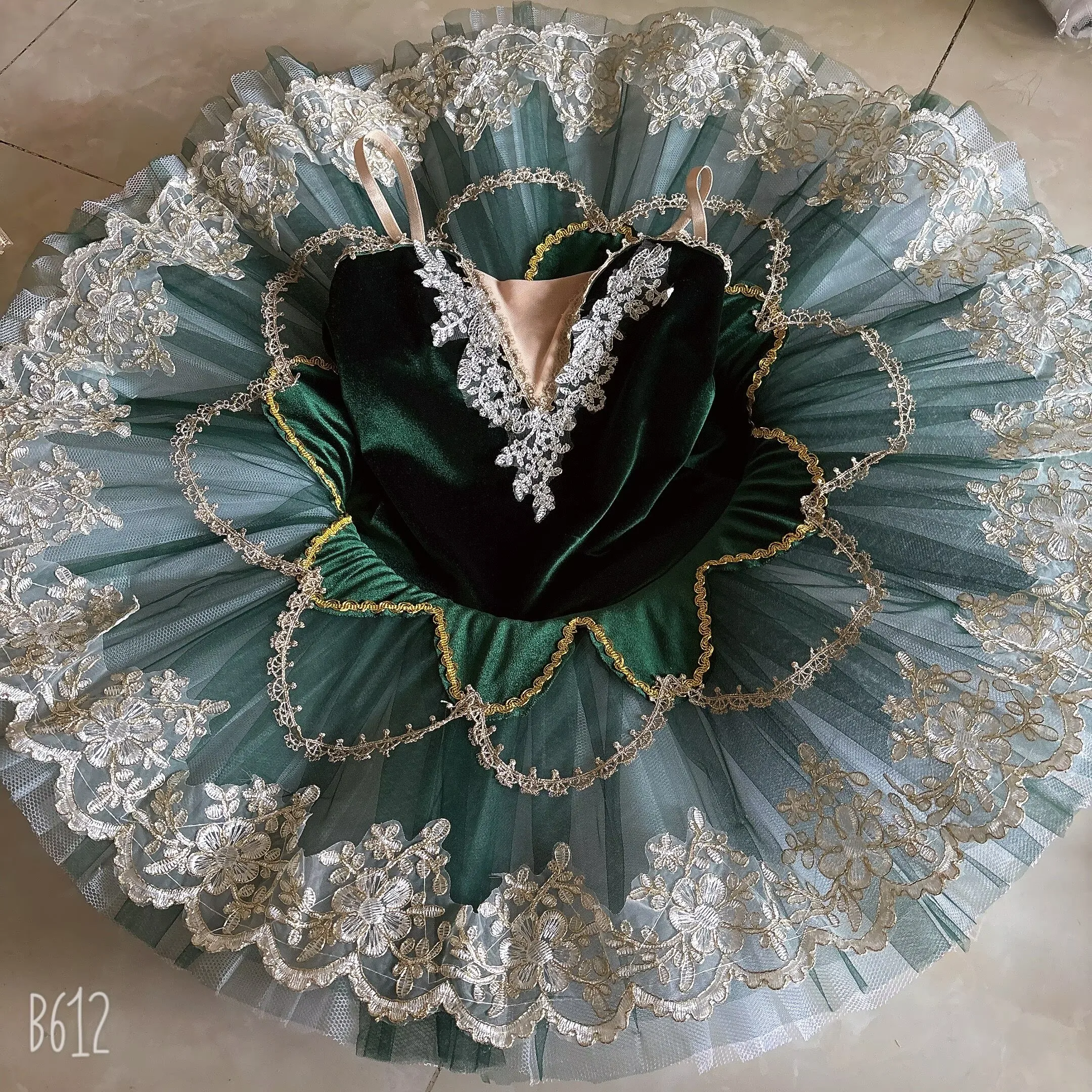

Elegant Professional Ballet Tutu Adult Child Ballerina Dress Girl Kids Clothes Swan Stage Wear Halloween Dance Costume For Women