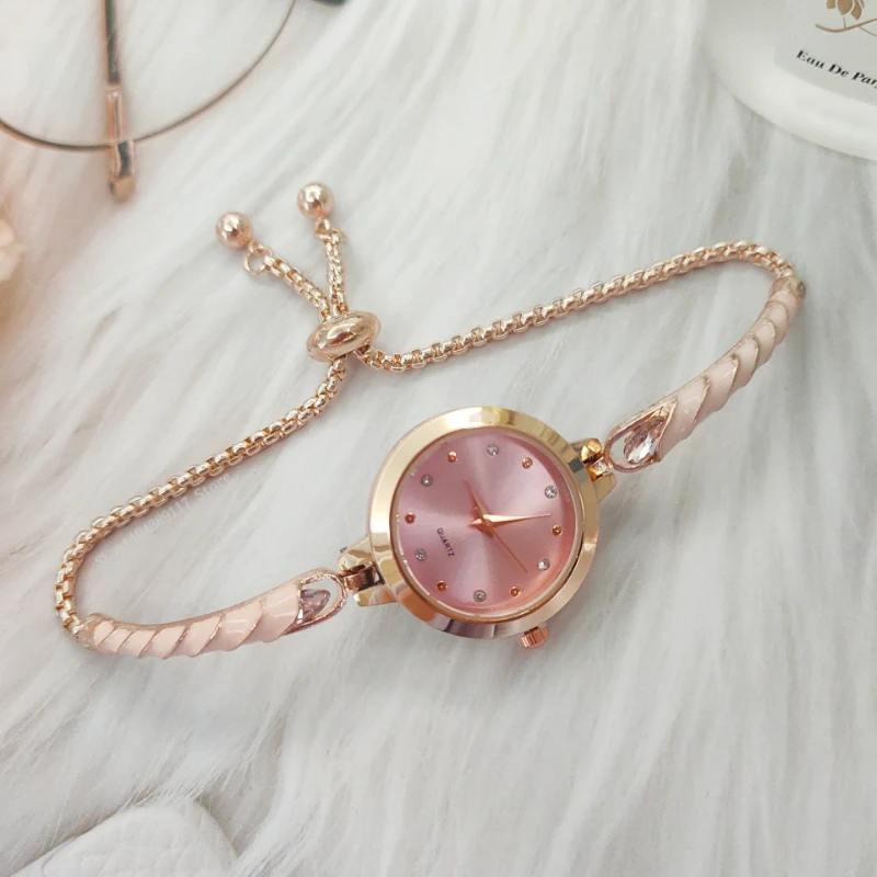 ساعات نسائية حزام قابل للتعديل مجاني خفيف فاخر مطعمة ساعة نسائية موضة كوارتز سوار ساعة اليد Reloj Mujer