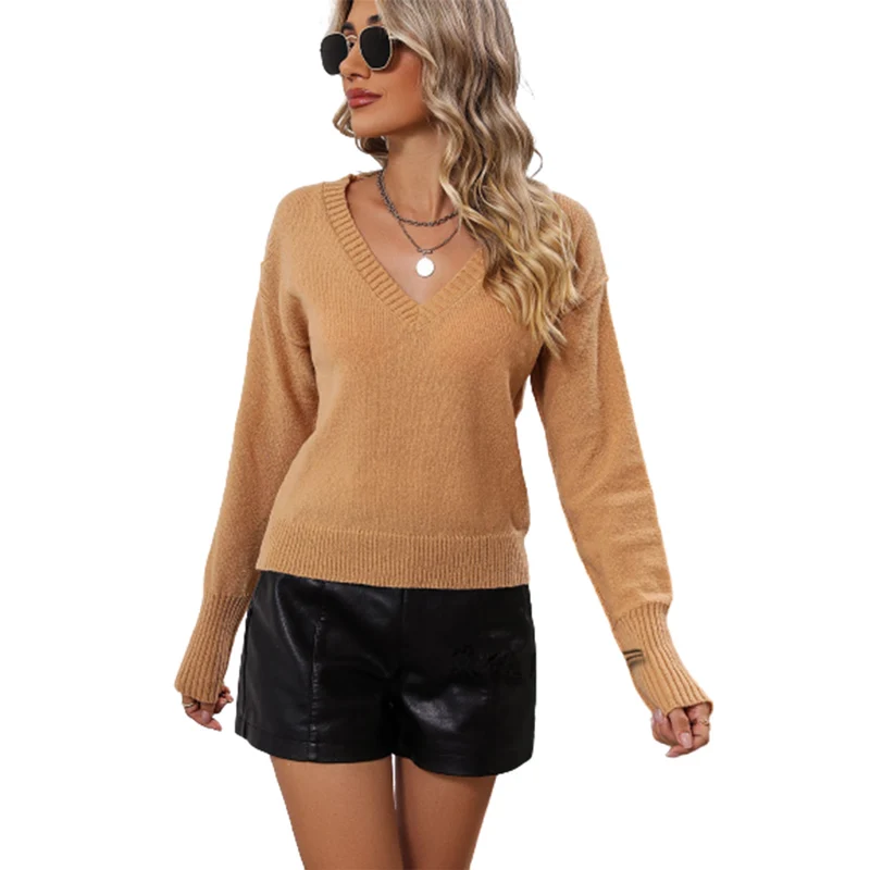 

Elegant Solid Color Deep V-Neck Pullover Sweater Women Comfortable Commuter Knitted Outerwear Female Autumn Long Sleeve Jumpers