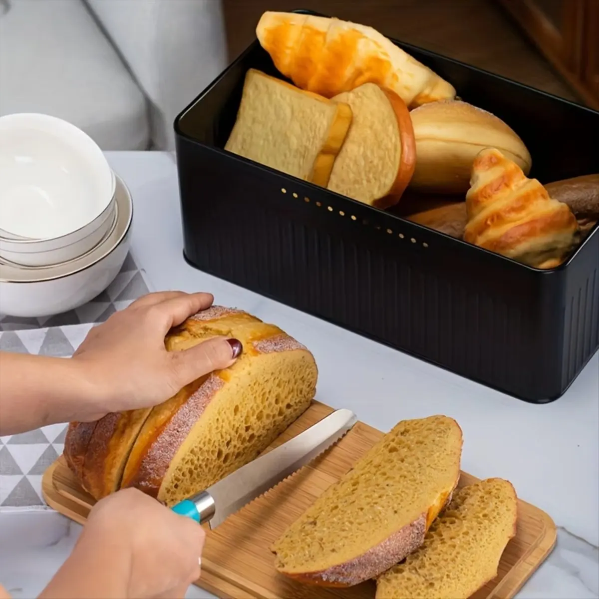 N14R Top Large Capacity Bread Box with Breathable Holes with Bamboo Lid,Eco-Friendly Kitchen Storage Solution for Bread