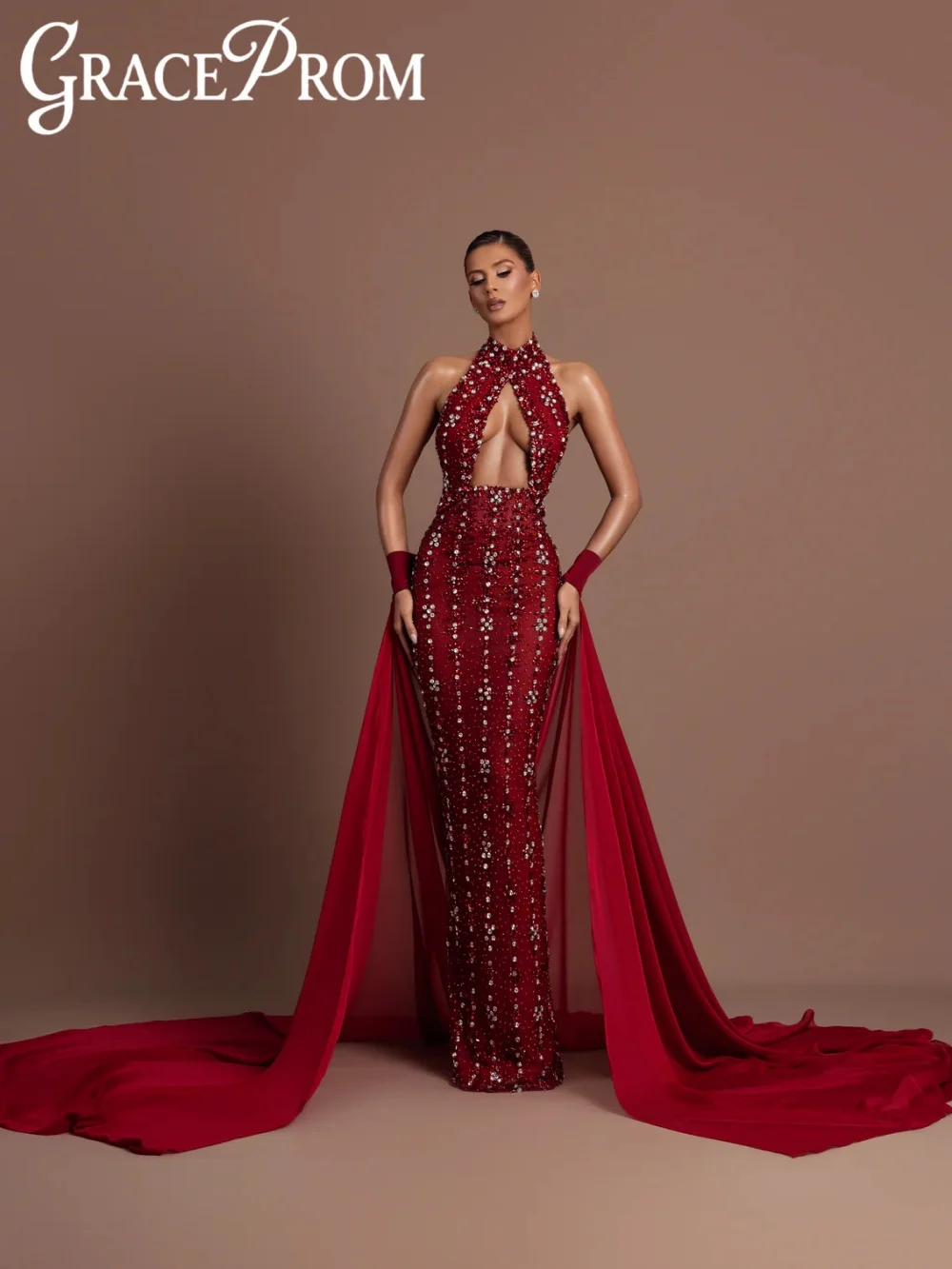 

Red Dazzling Crystal Embroidery Evening Dress With Cape Graceful Halter Sheath Wedding Party Gown Customized Banquet Dresses