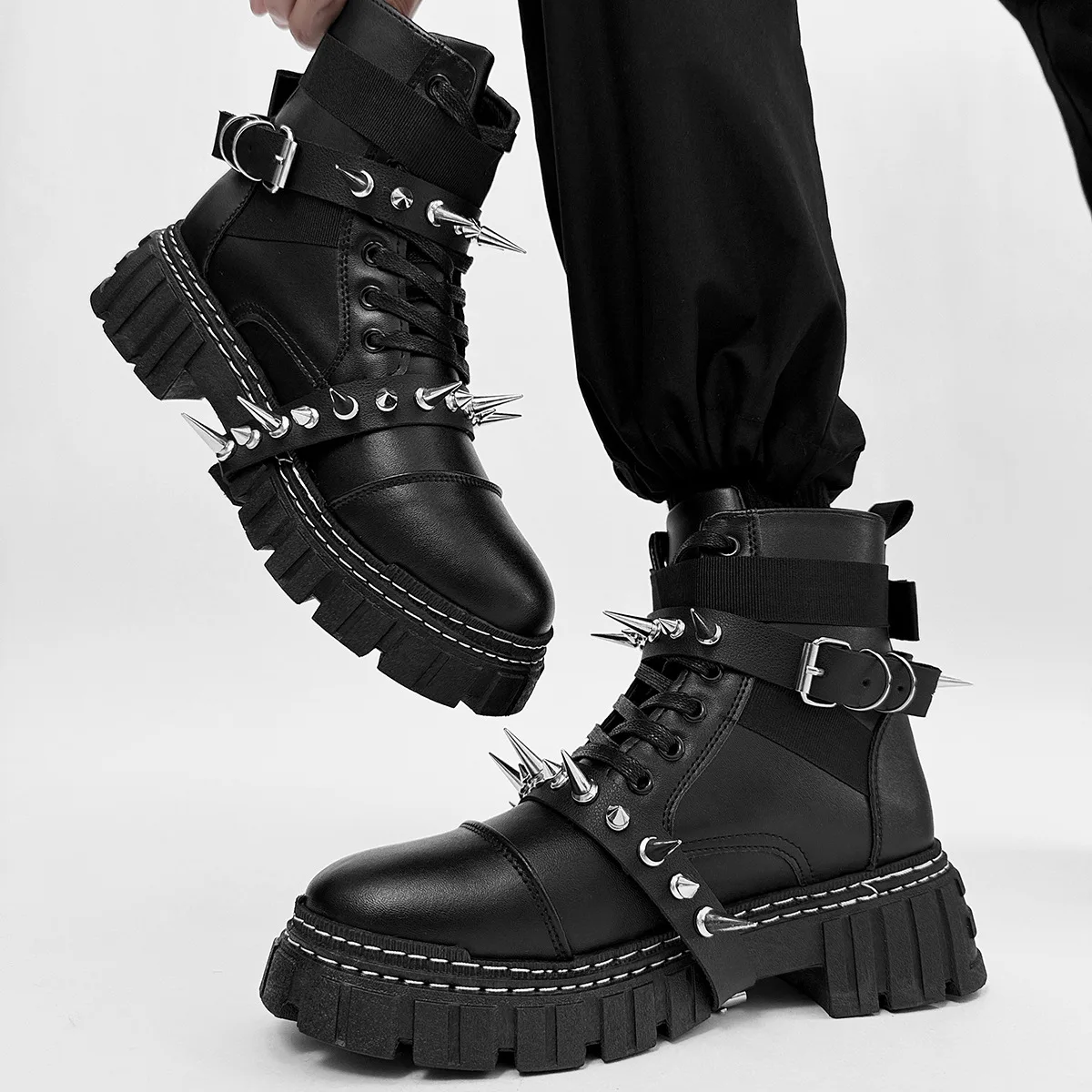 Punk Men Motorcycle Boots Fashion Rivet Ankle Boot Rock Punk PU Leather Black High Top Men's Casual Boot British Tooling Boots