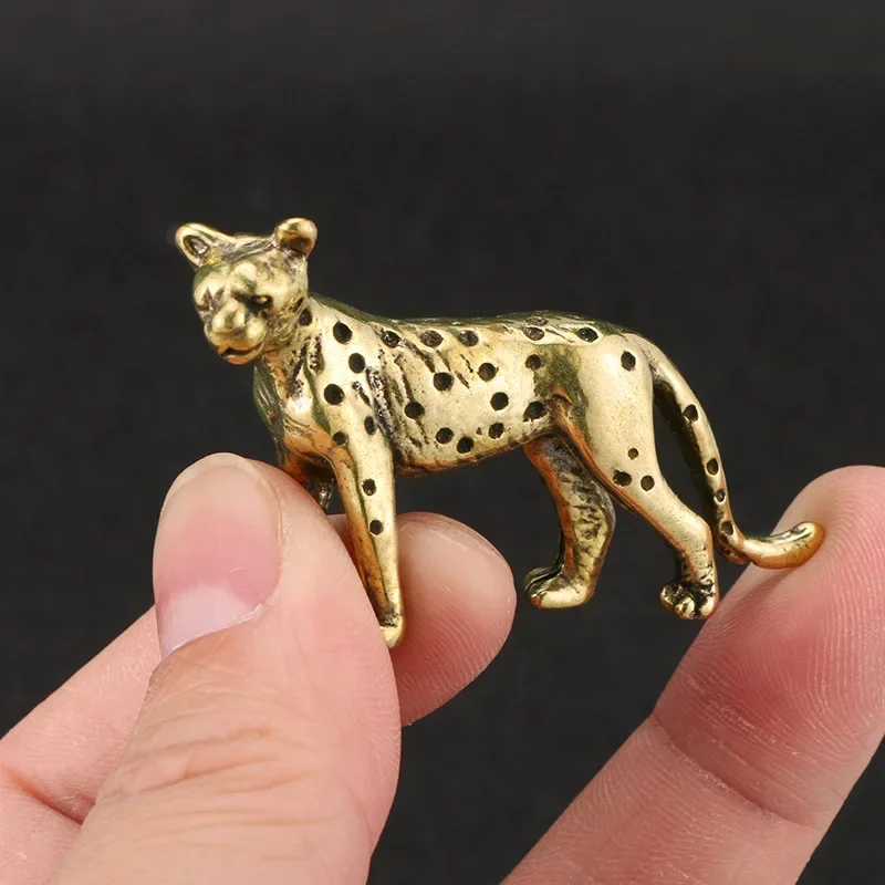 

Brass Solid Vintage Cheetah Small Statue Desktop Ornaments Pen Rack Lucky Animal Leopard Figurines Miniatures Crafts Decorations