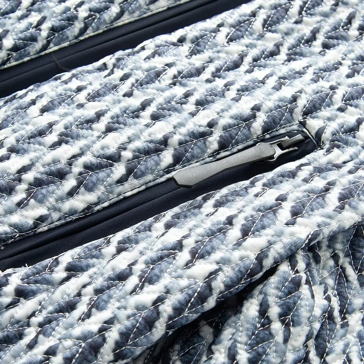 エレガントなプリント柄、厚手のレディーススキージャンプスーツ、長袖、スタンドカラー、ジッパー、ベルト付き、ロングロンパース、2026年、暖かい、ハイウエスト、女性用ロンパース