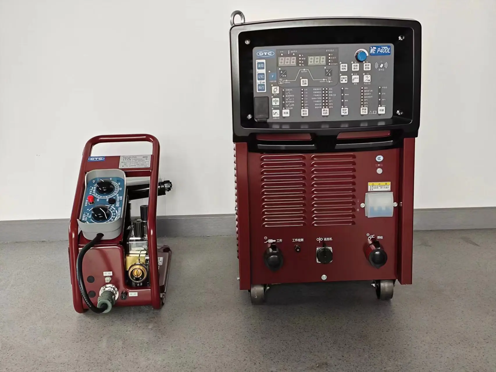 OTC/DAIHEN P400L CO2 Welders DC Low Splash Pulse Welding Machine For Stainless Steel Easy To Operate For Industries