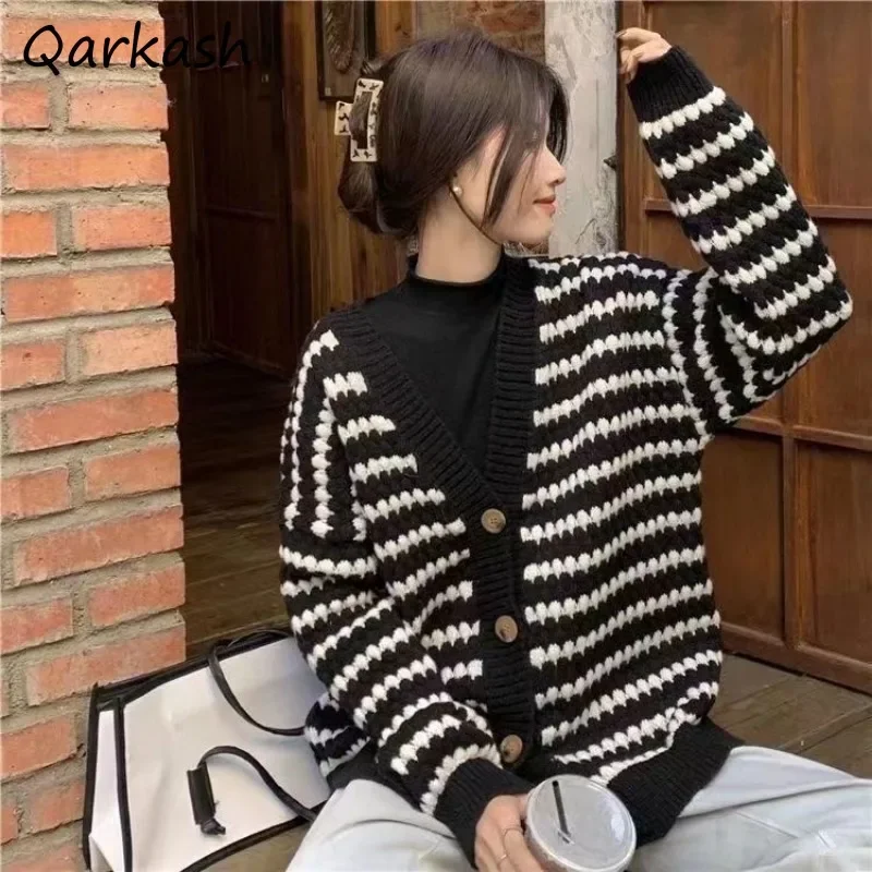 

Cardigans Women Striped Autumn Warm Casual Knitted Coats Loose Streetwear Single Breasted Y2k Sweater Daily Outwear Korean