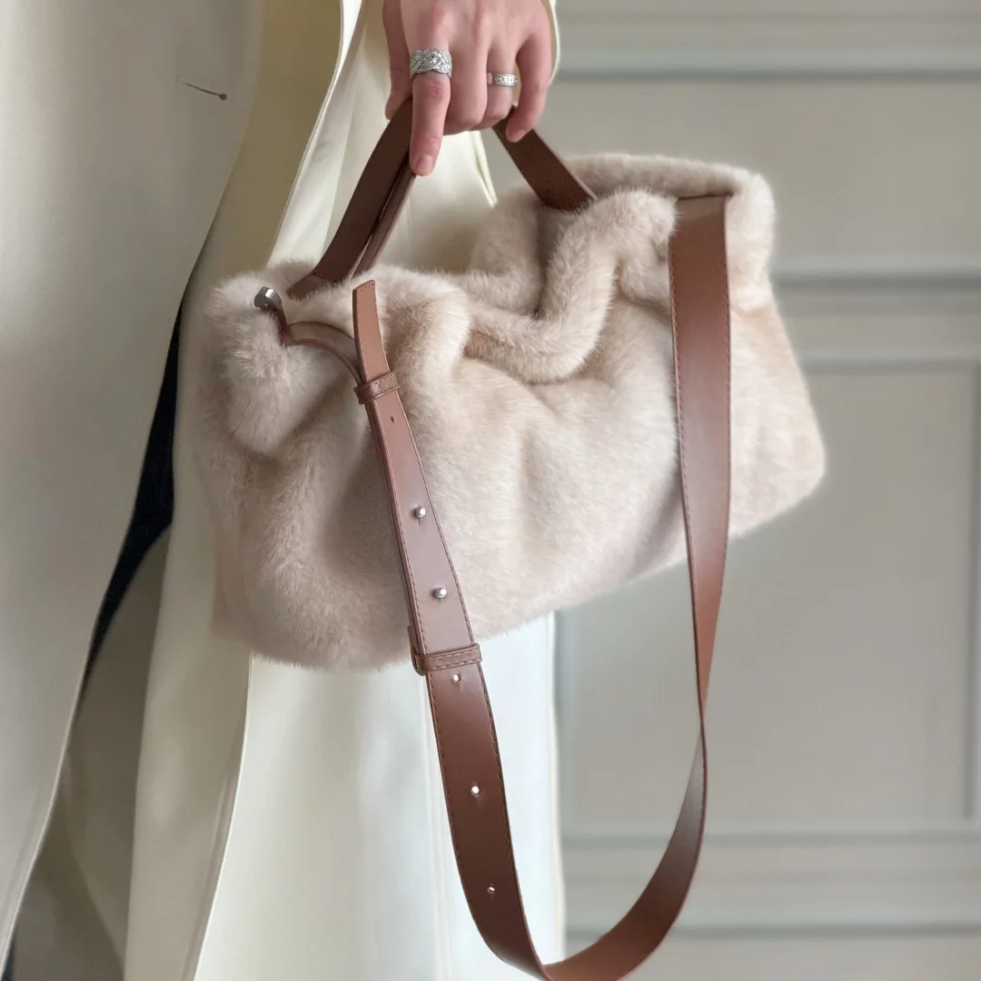 NEW Women Brown Fluffy Faux Mink Fur Hobo Bag Winter Soft Plush Adjustable Strap Shoulder Crossbody Purse Handbag