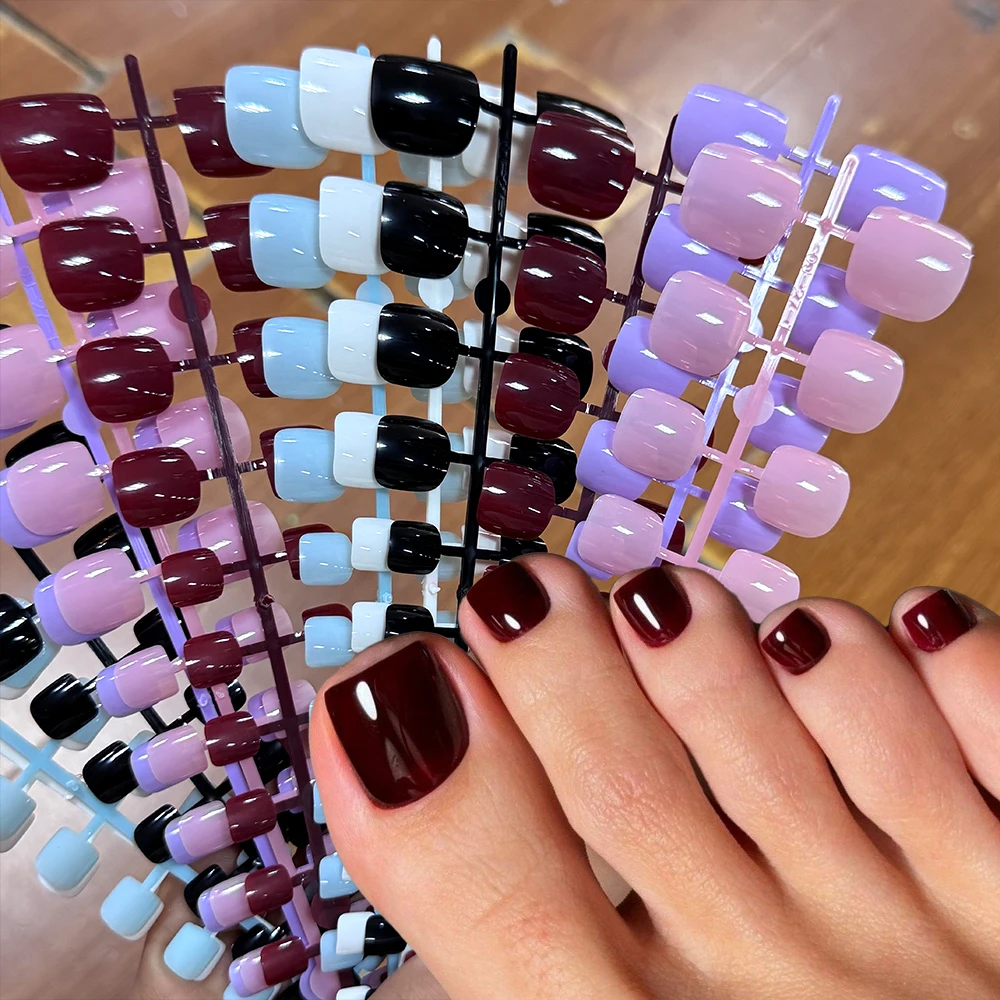 120 Stück kurze, quadratische, künstliche Zehennägel, rosa, französisches weiches Gel, zum Aufdrücken von Zehennägeln, weißer Rand, künstliche Zehennägel, vollständige Abdeckung, Zehennagelspitze
