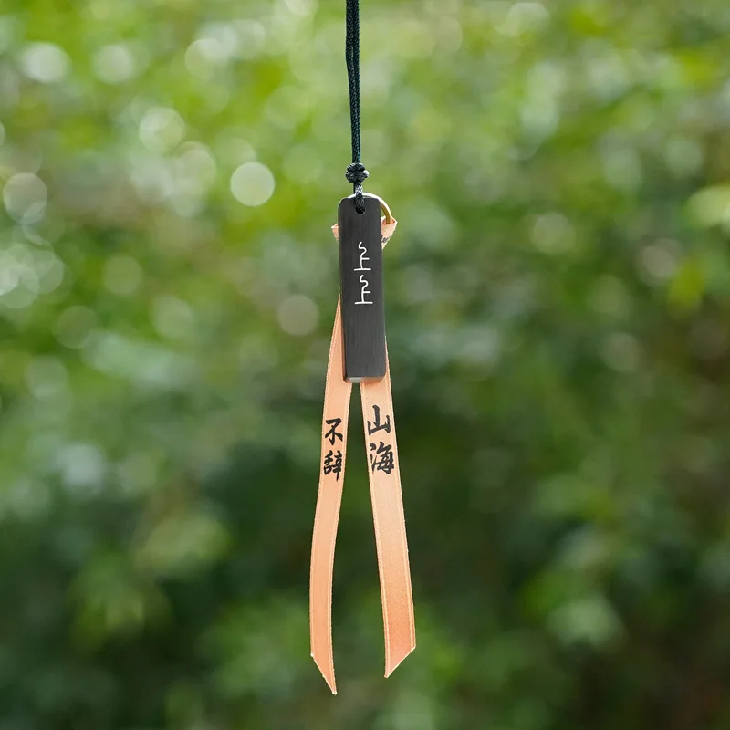 

Черное дерево, инкрустированное серебряным рисунком, лучший брелок Fortune, фиолетовый сандал, подвеска в виде автомобиля на удачу, безопасные подвески для мира, креативные подарки