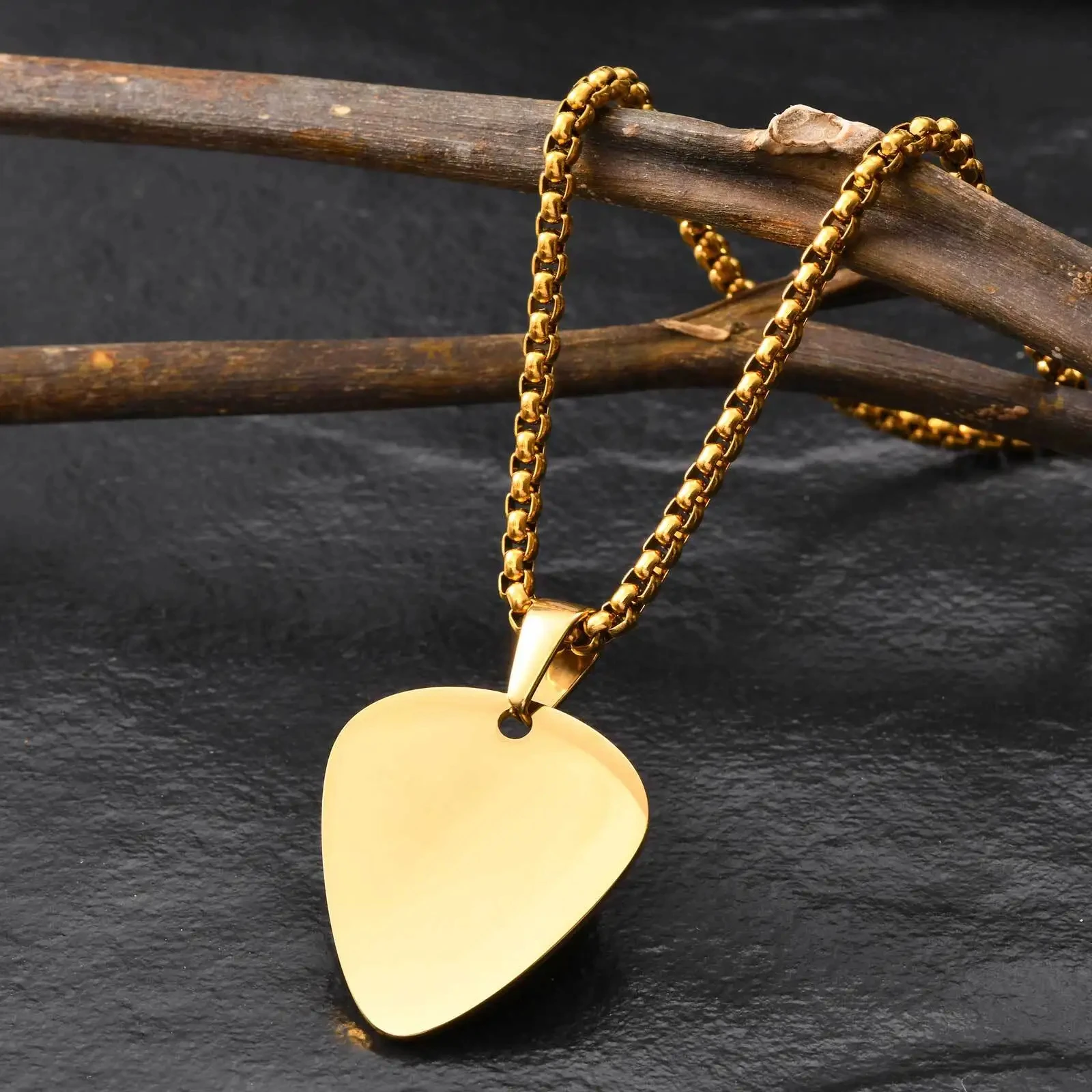 Personalisierte Gitarrenplektrum-Halskette mit Namensanhänger für Männer und Frauen, Geschenk für Musikliebhaber, inklusive gratis Box-Kette – Detail 9