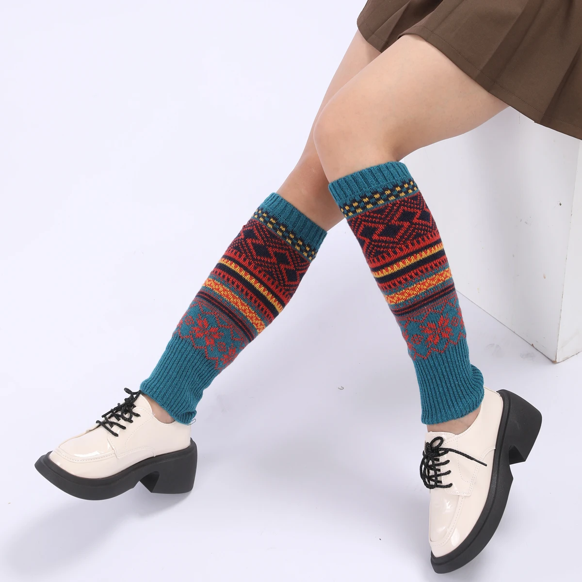 Imitation Wool Fabric Women's Knitted Leg Warmers with Colorful Stripes Bohemian Style Warm and Suitable for Daily Outings