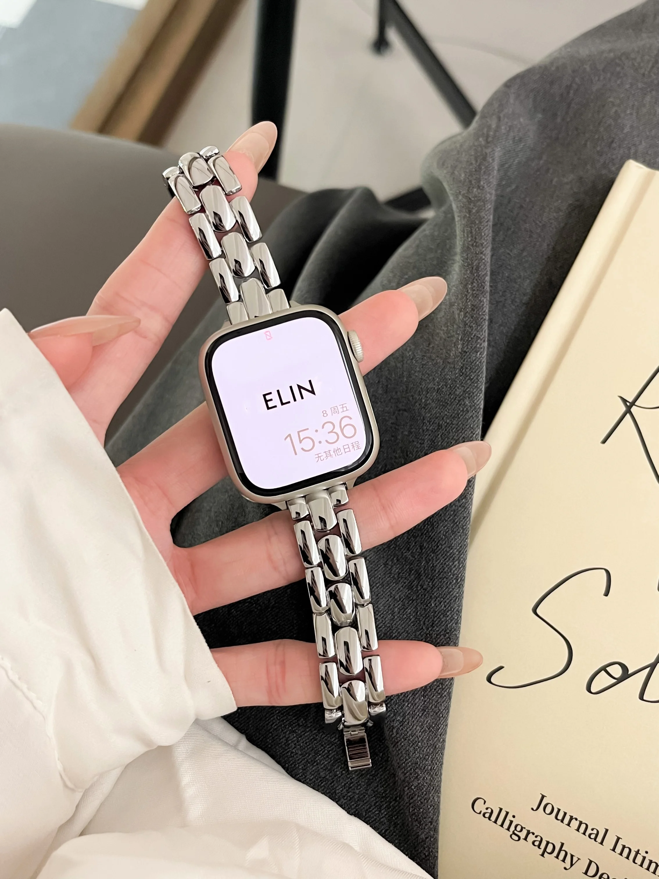 Slim Metal Wrist Bracelet for Apple Watch Band 40mm 38 41 44 45 49 42mm Fashion Rose Gold Strap for iWatch Series 9 8 7 6 5 4 SE