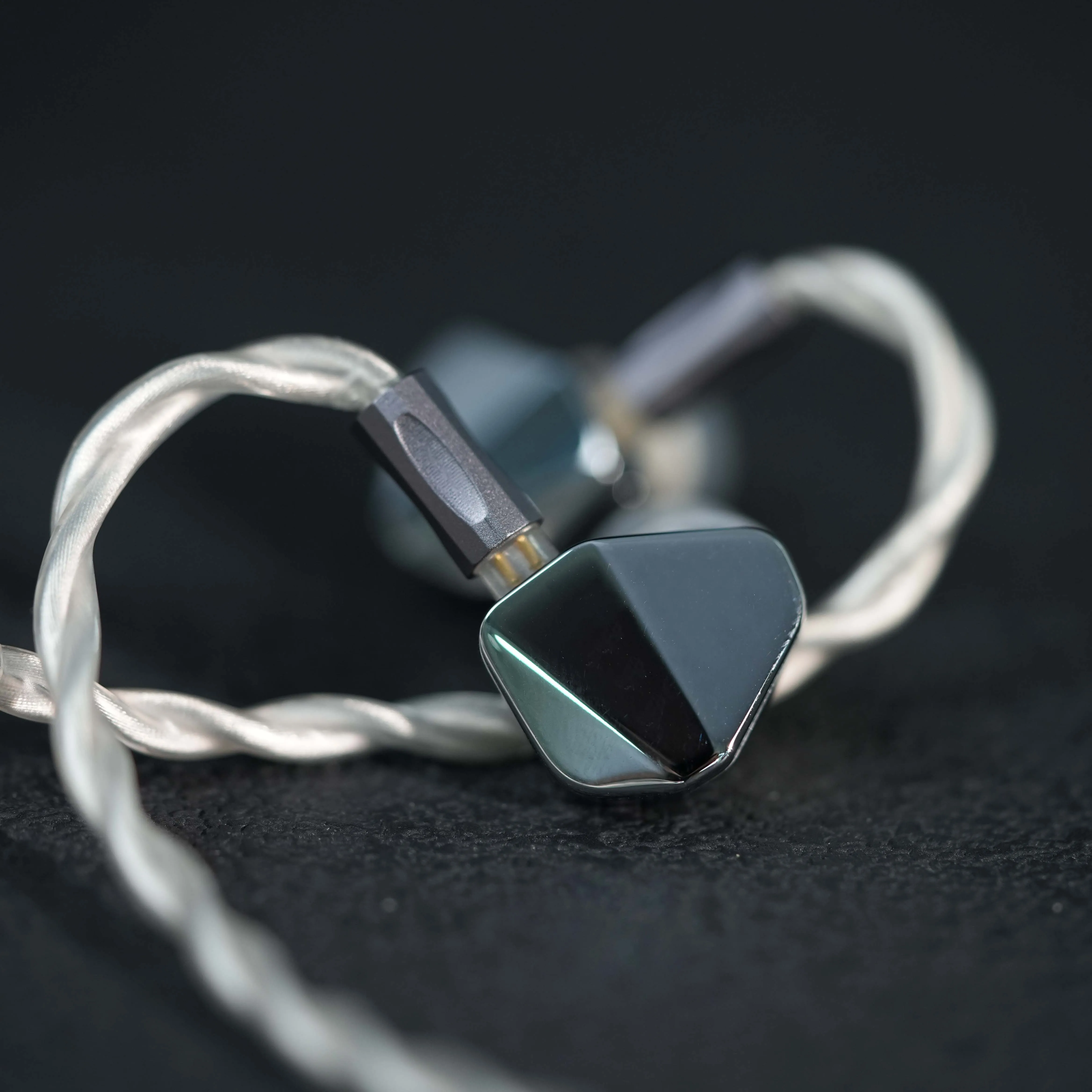 TRKAPLST-30 4-adriges IEM-Kabel mit 4,4 3,5 2,5 mm auf 0,78-poligem MMCX, IE900, TRSDual, 3,5 mm für HIFIMAN FIIO Headsets – Detail 15