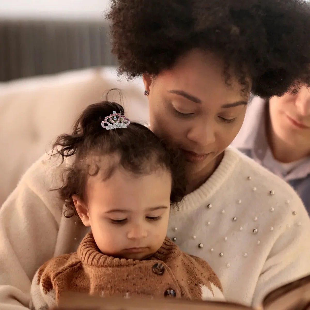 

4pcs Crystal Crown Hair Clip Alloy Rhinestone Kids Party Prom Tiara Hair Accessories Crown Shaped Delicate Headdress