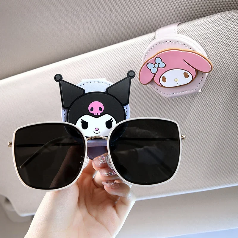 Sanrio Kuromi Hellokitty Cinnamoroll Car Glasses Clip Kawaii Cute Cartoon Magnetic Adsorption Sunglasses Clip Auto Accessories