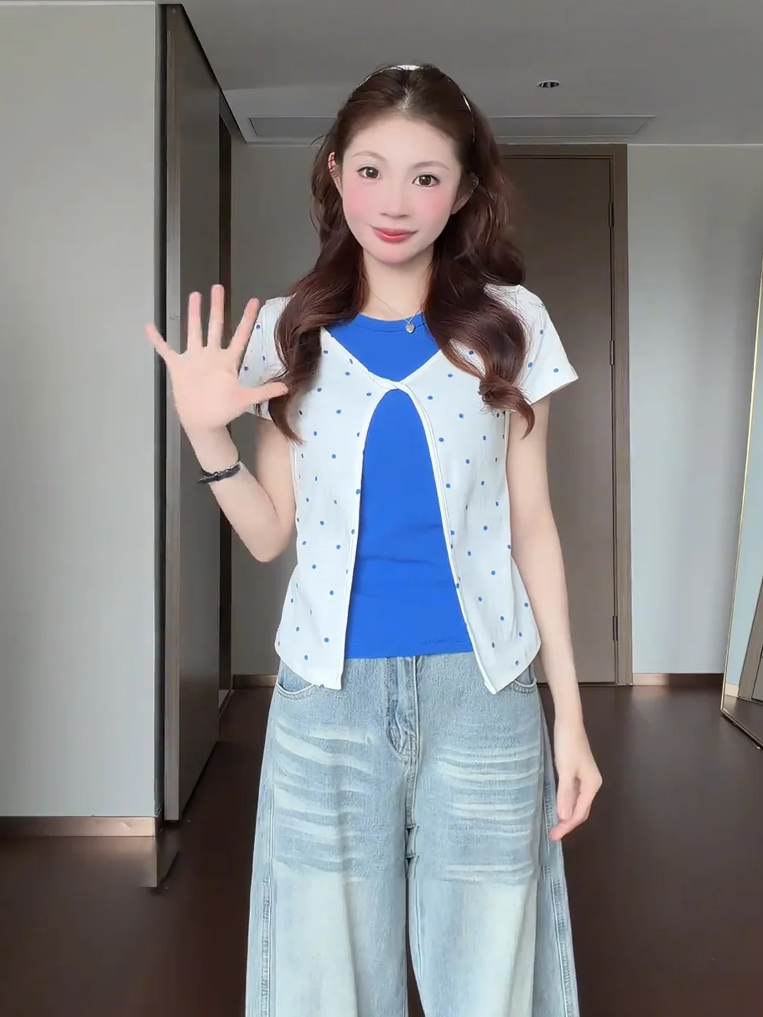 Klein Blue Polka Dot Short Sleeve T-Shirt Women's Summer New Korean Style Slim Fit Design Beautiful Small Top Fake Two-Piece