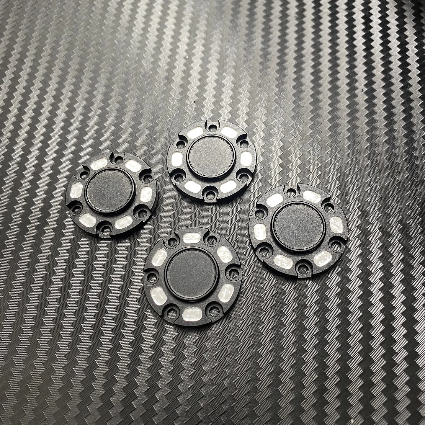 Accessori per la modifica della copertura del dado della ruota in metallo per parti di modifica del metallo del modello di auto telecomandata 1/12 H12Y H12P