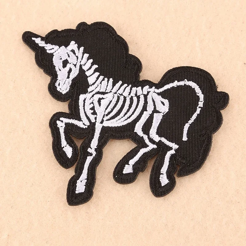 1/5pcs Fashion Hip Pop Style Skeleton Embroidered Patch Sew on Badges or Iron on Patches for Clothes Bags Hats DIY Craft