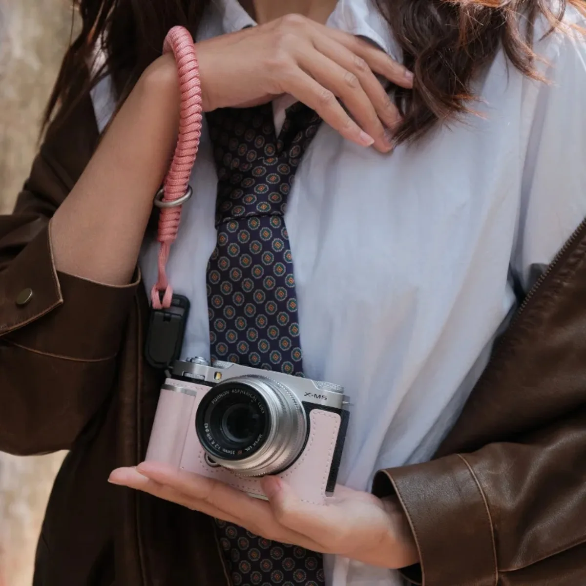 本革牛革カメラバッグ保護ケースカバーベースハンドグリップショルダーベルトハンドストラップ富士フイルム XM5 富士 X-M5
