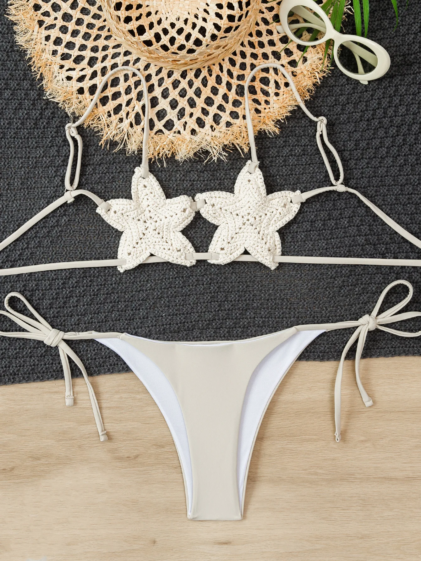 ชุดบิกินี่ไมโครถักลายดาวแบบเรียบง่ายเซ็กซี่ ชุดว่ายน้ำสองชิ้นแบบผูกคอ ชุดว่ายน้ำ บิกินี่ แทนกินี่