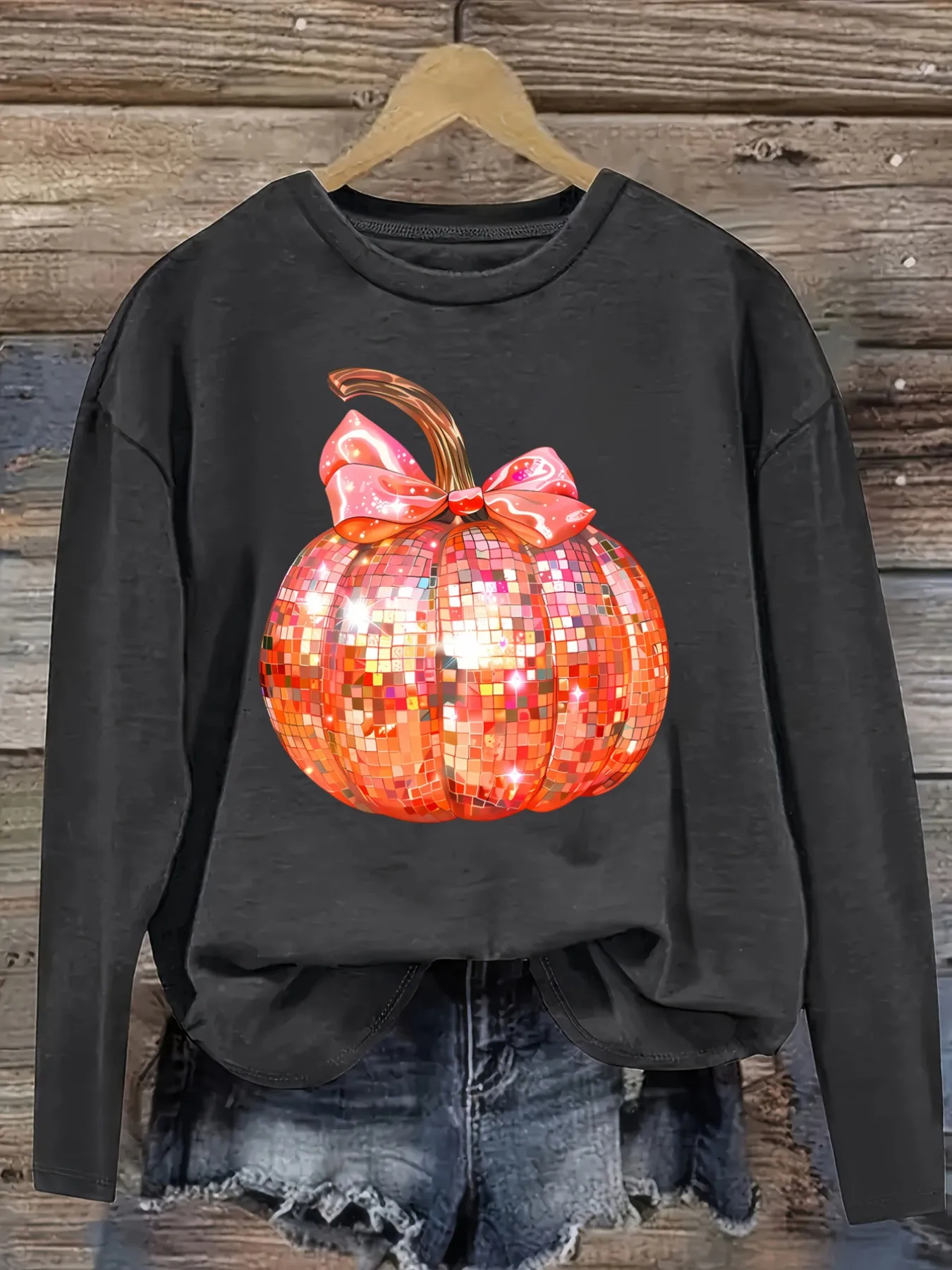 Women's Casual Long Sleeve Crew Neck T-Shirt Disco Pumpkin With Pink Bow Design, Round Neck Women's Clothing, Machine Washable, Slightly Elastic, Loose Fit, Spring Autumn Winter Women's T-Shirt, Halloween Costume Outfit