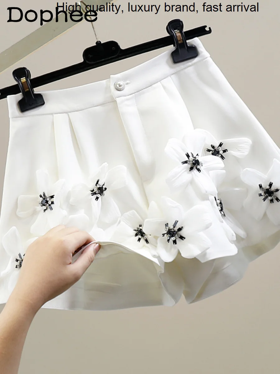 

Beaded Heavy Diamond Three-Dimensional Flower Casual Women 2023 Summer New High Waist Slimming White Wide Leg Suit Shorts