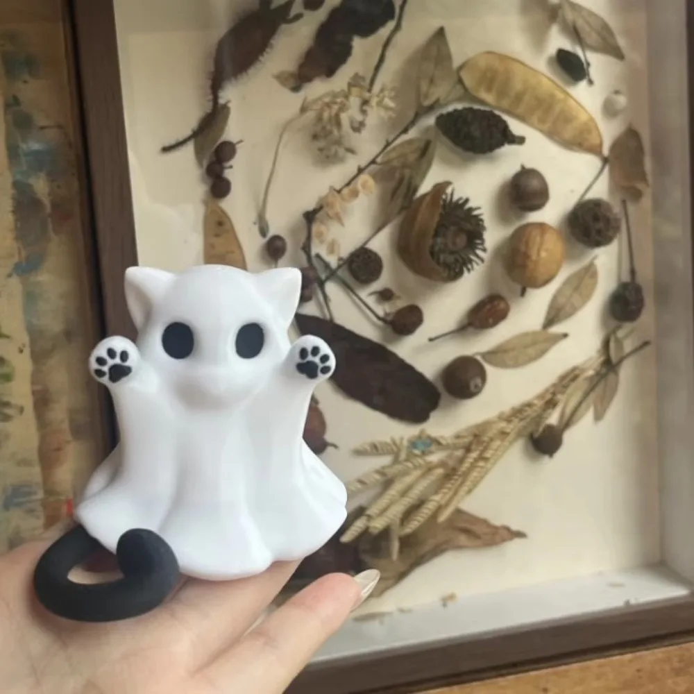 

Mini Cat Ghost Decorative Item - A Small Tabletop Decoration Suitable for Home Use Suitable As A Gift Cute Cat Tabletop Figurine
