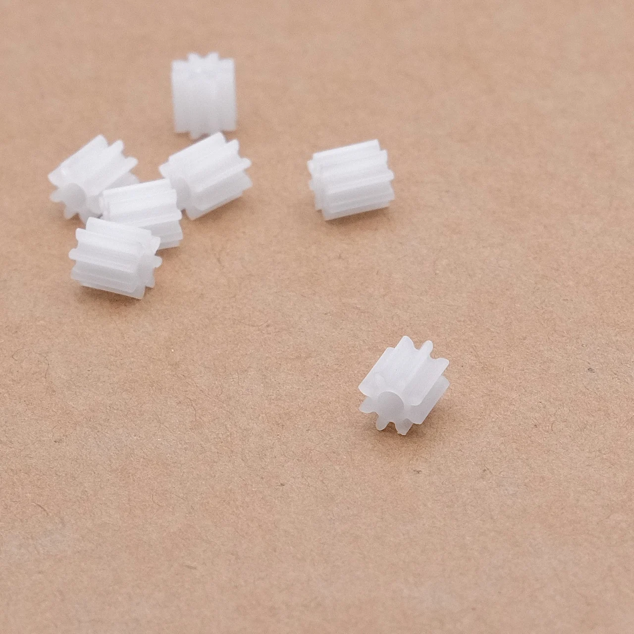 0.8-2.5mm POM Electric Tools Robot Joints Plastic Silent Gears 0.5 Module 8-18 Teeth Assorted Sizes for DIY Robot Building