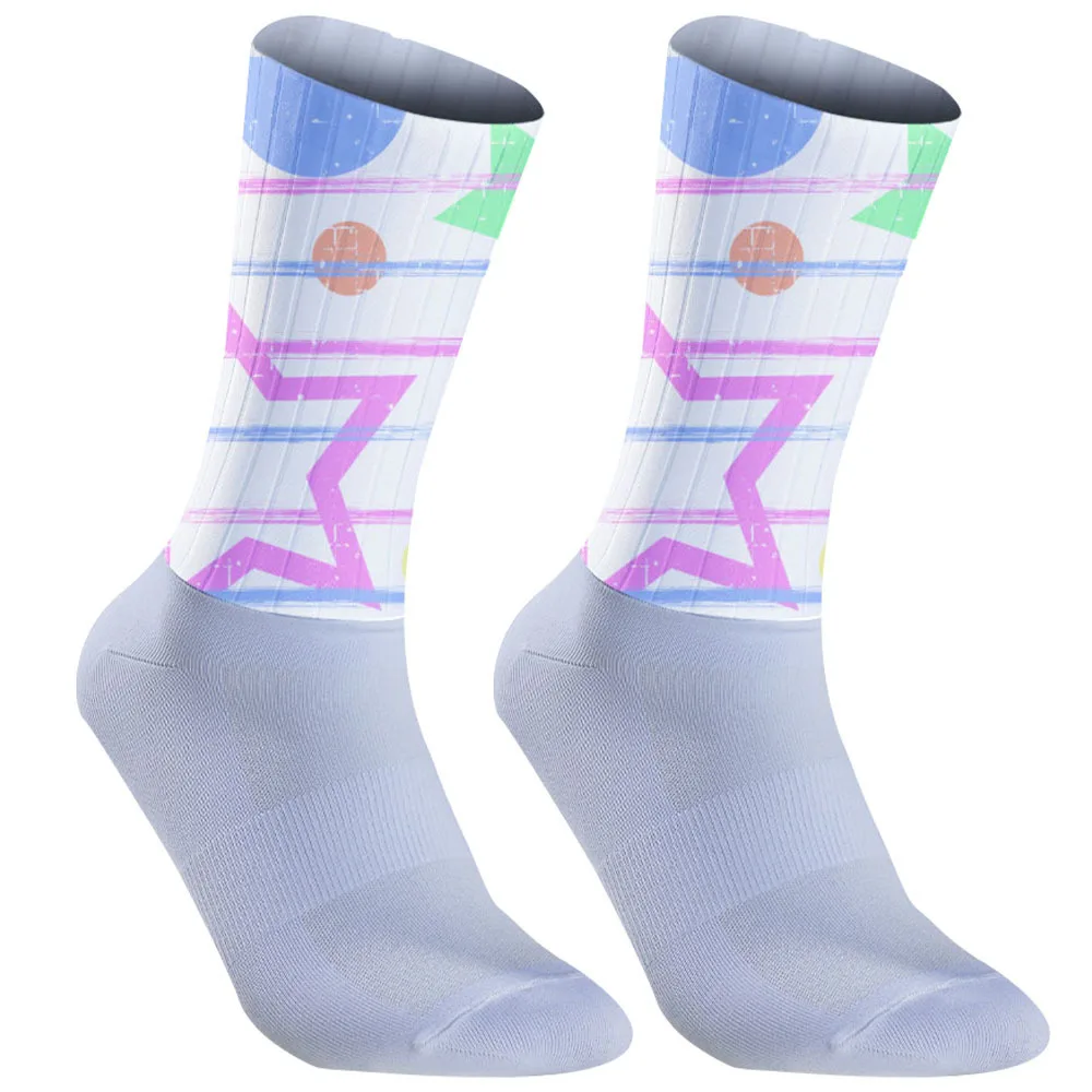 

2025 Новый дышащий и теплый двойной режим, один носок сопровождает вы кататься на все сезоны.