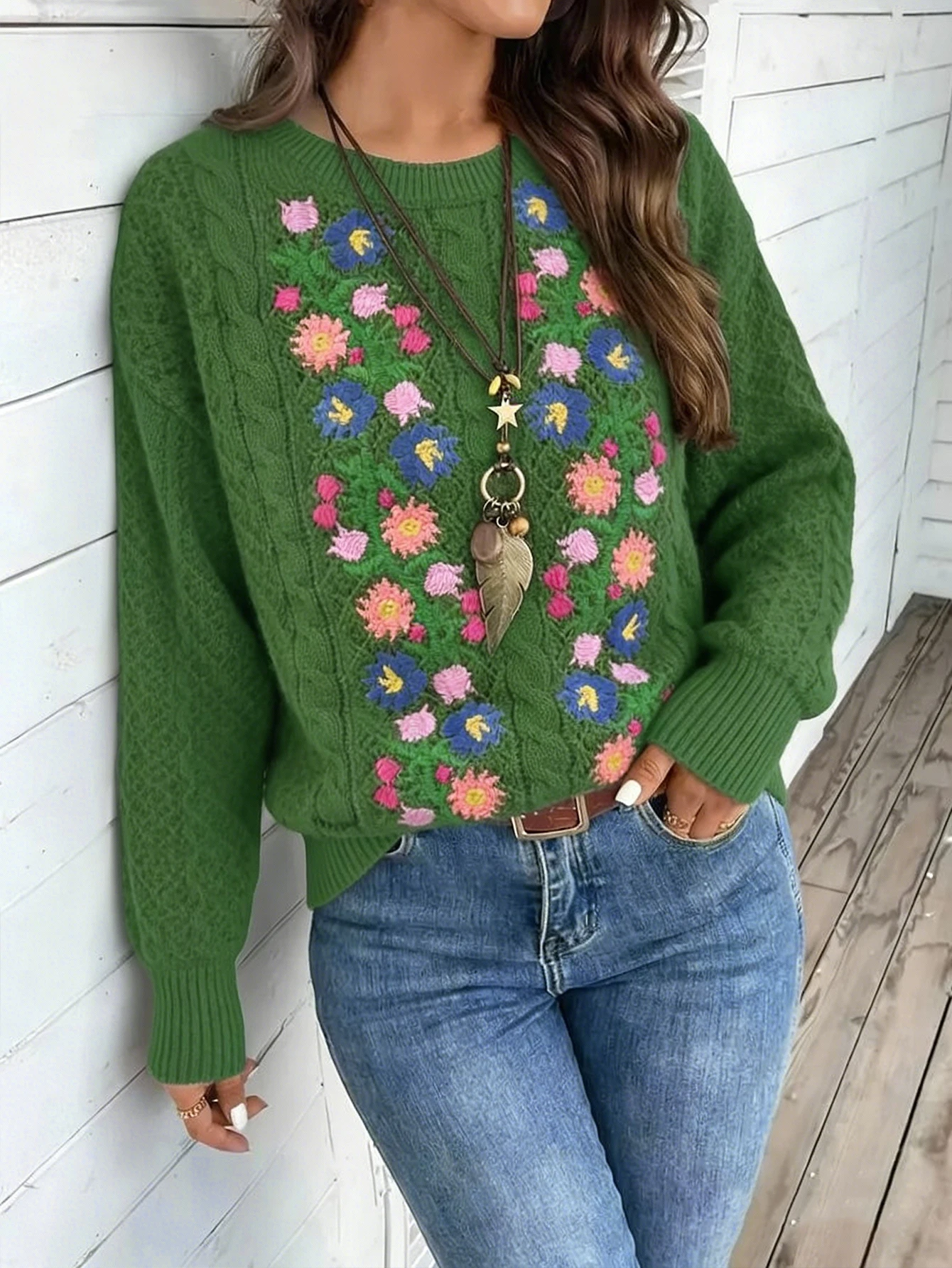

Autumn and Winter New Niche Knit Cardigan for Women, Designed with a Lazy Style, Sweater Top, Green Jacquard Pattern Straight Round Neck Pullover, Casual and Elegant Autumn and Winter Top, Basic Versatile Style for Urban Commuting, Stylish and Casual Vaca