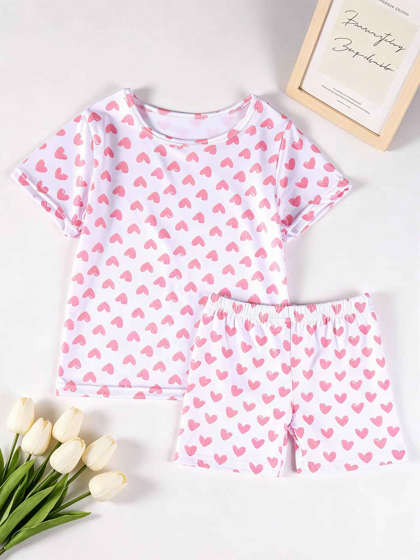 2Pcs Girls Summer Heart-patterned Short-Sleeved Short-pants,Soft and Comfortable for Girls Wear,Providing Coolness Breathability