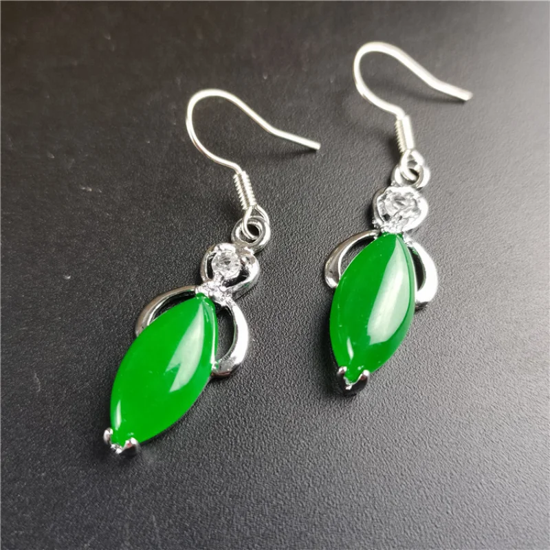 

Emperor Green Ma Laiyu Inlaid Jade Earrings Women's Simple Joker Jewelry