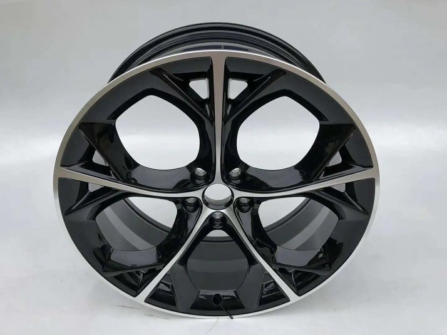 Forged Aluminium Alloy Wheel Hub ET 35mm Five Spoke 4 Pieces Bolt New Chrome Finish Mercedes Universal Fitment Can Be Modified