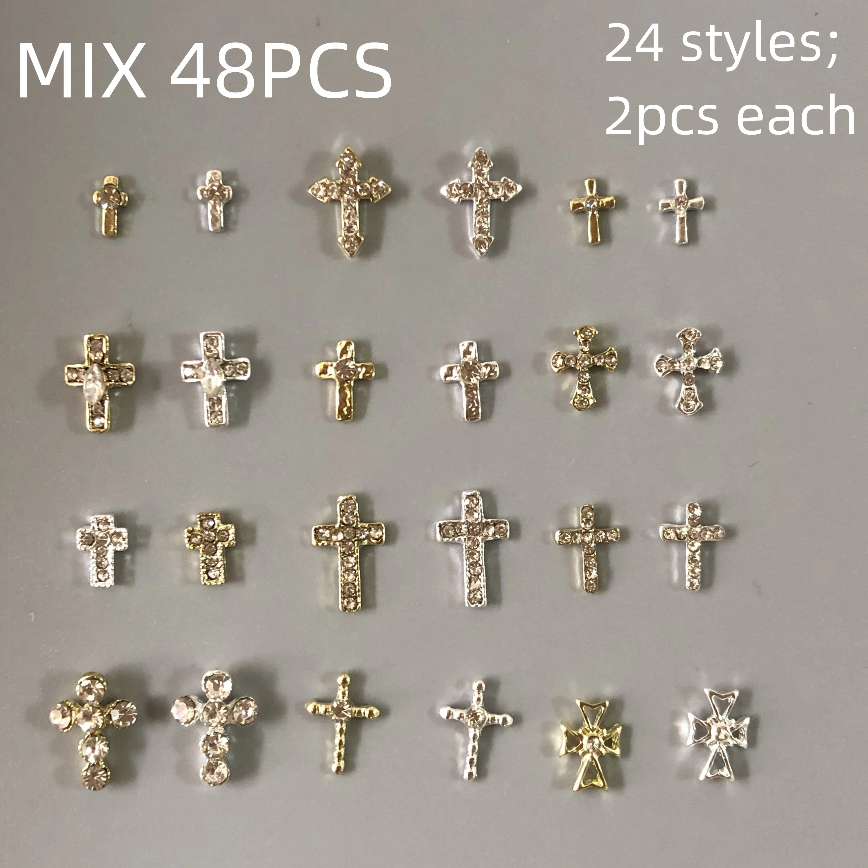 

Private label 30pcs Mix Golden Silver Baroque Court Crown Butterfly Love Star Cross Gems Wreath Metal Nail Art Decoration Charms