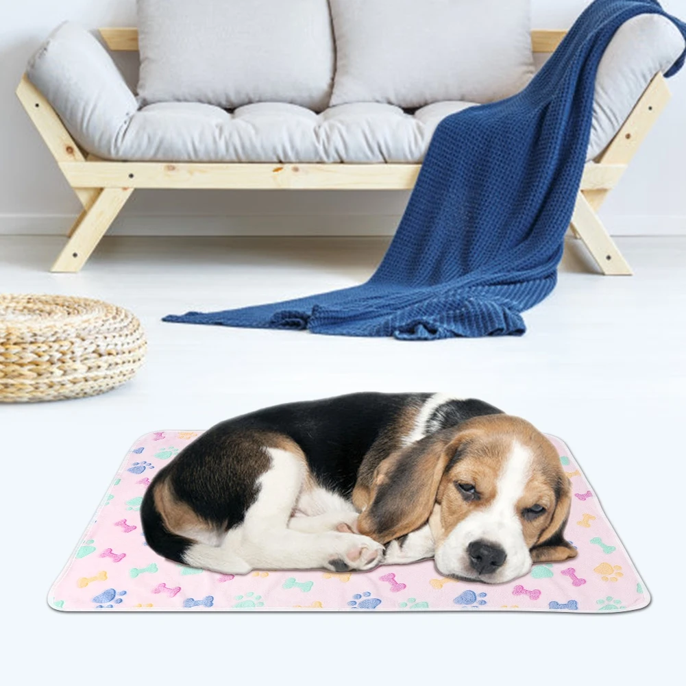 Warm Paw Bone Pattern Pet Dog Cat Mat Blanket Autumn Winter Bed Cushion (Light Pink 40x60cm)