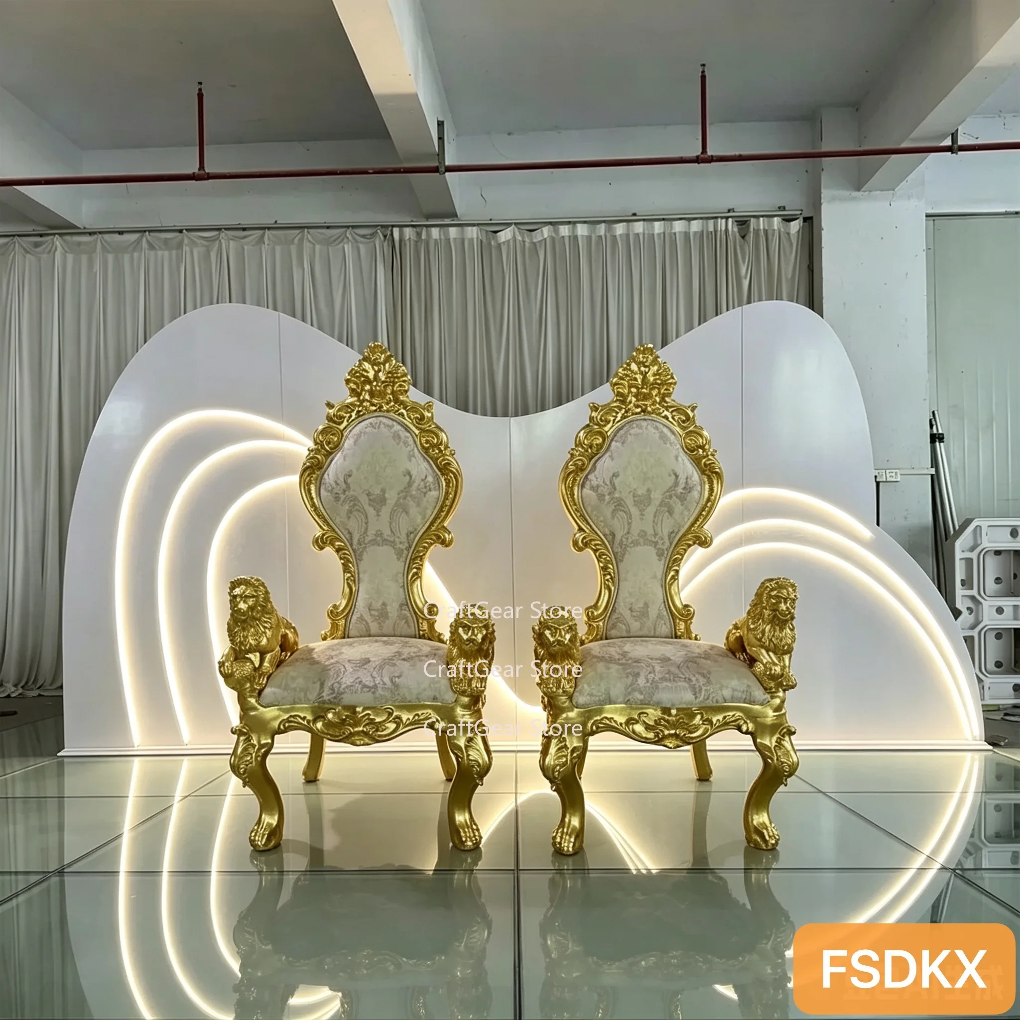 King and Queen Cheap Platinum Seat Royal Luxury Party Wedding Chair Suitable for Groom and Bride