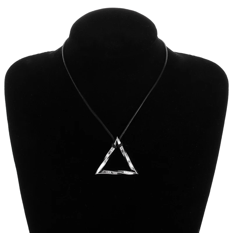 Twisted Geometric Couple Necklace Vintage Fashion Jewelry Triangle Circle Pendant Necklace for Men Women