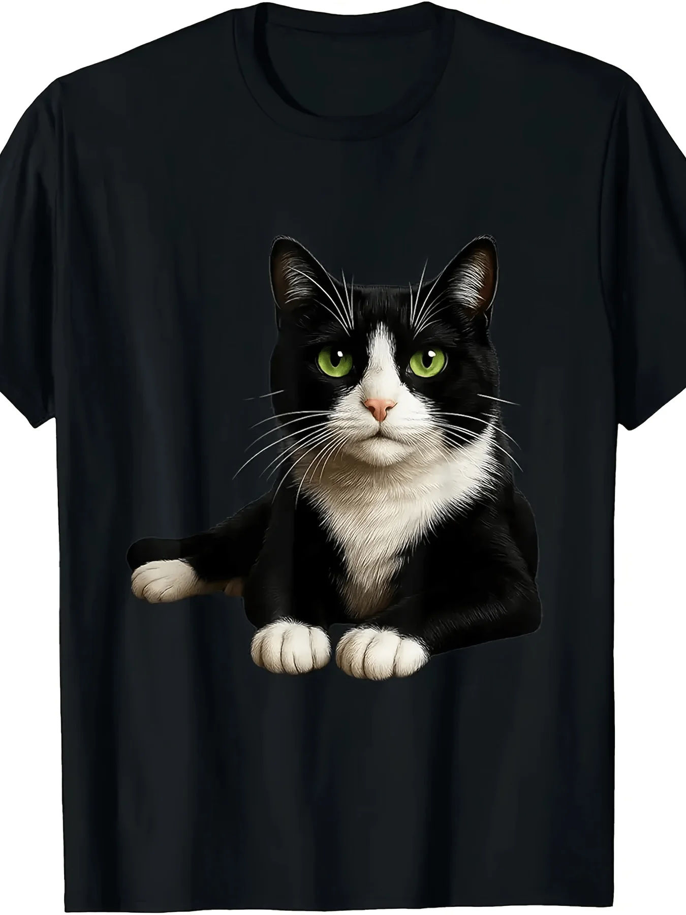 Men's Shirt With Green Eyes Artistic Feline Portrait - Men's Graphic T-Shirt