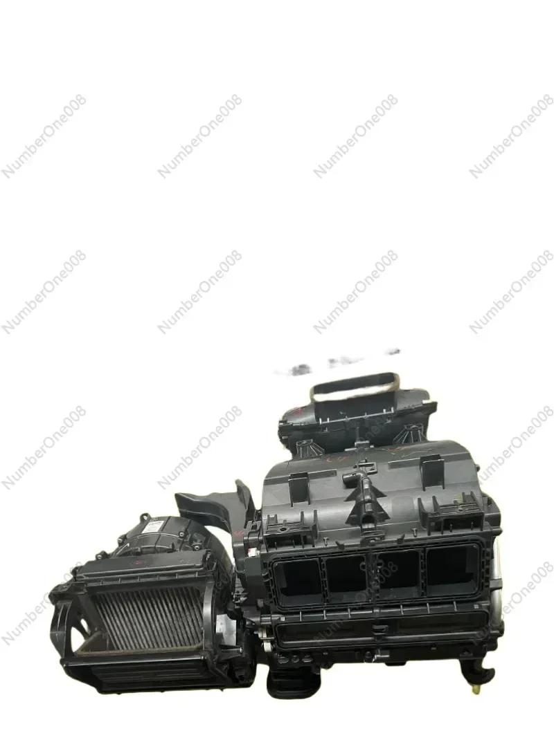 Suitable for Toyota Camry Air Conditioner Evaporator Shell Heater Box Ruizhi Crown Blower Assembly RAV4 Lei Ling