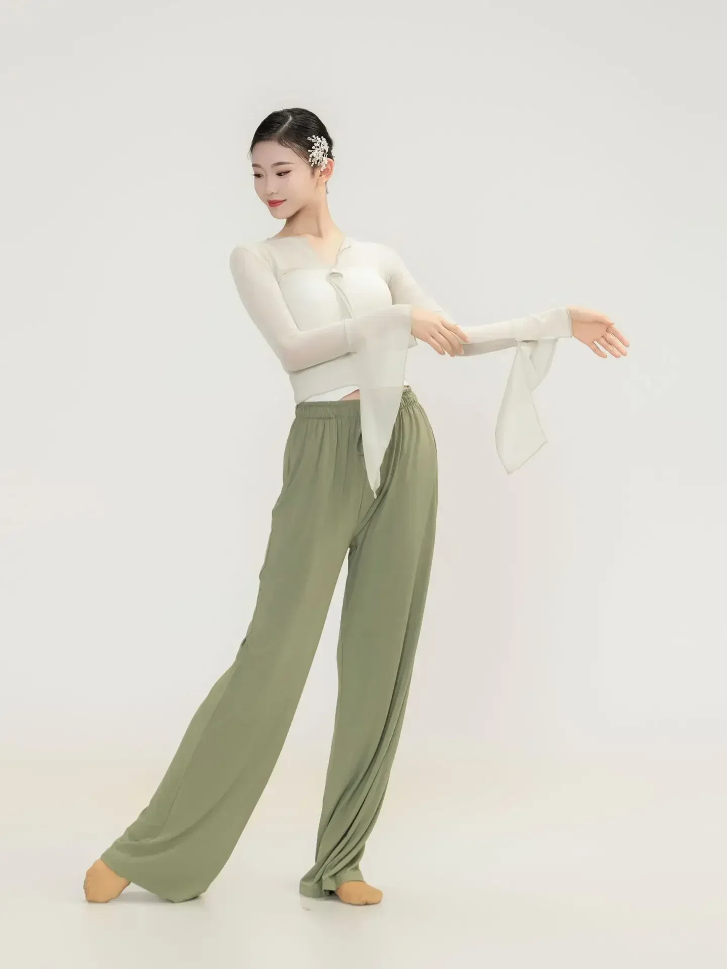 costumes body rhyme gauze clothes mesh yarn summer elegant practice clothes modern dance national art test tops Chinese dance